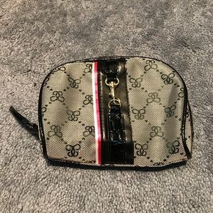 Makeup bag